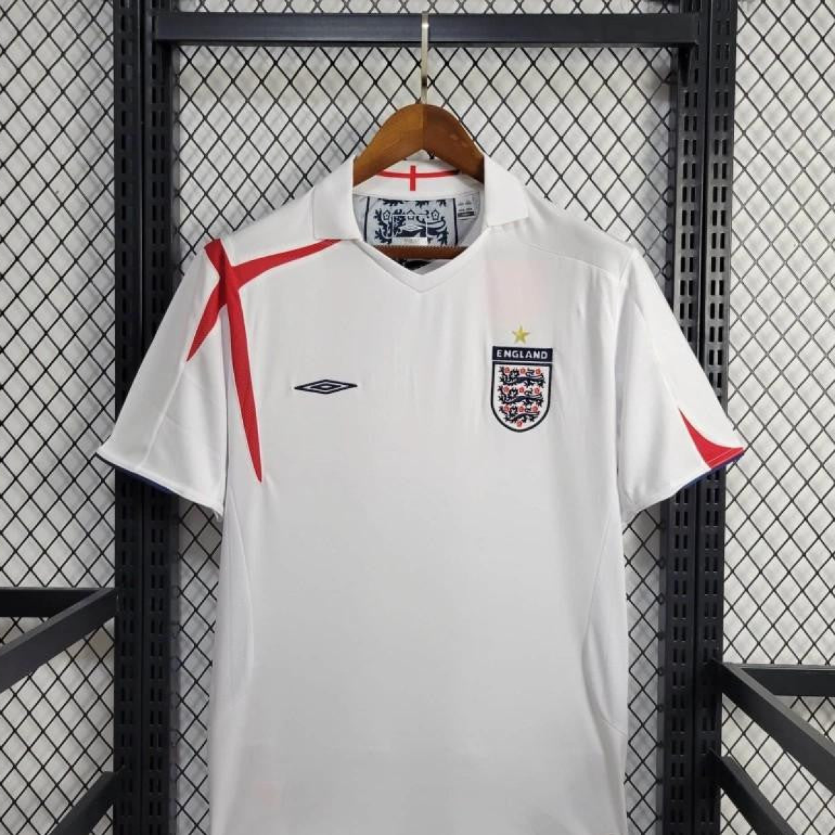 Retro 2006 England Home Jersey