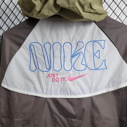 24/25 Windbreaker Nike