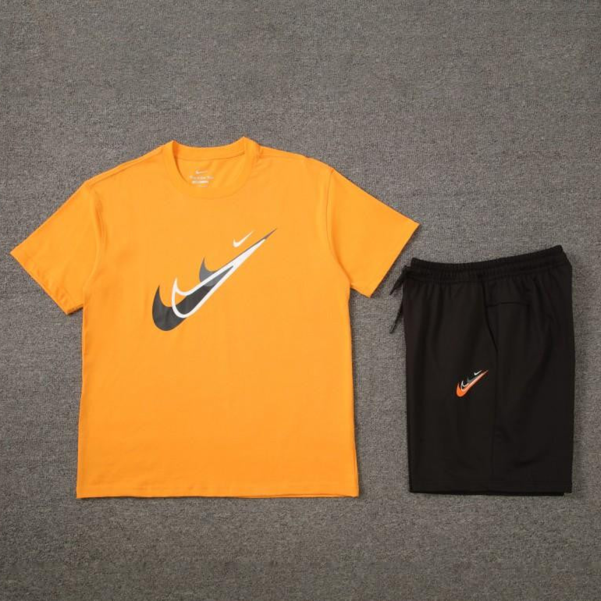 2024 Nike Yellow Cotton Short Sleeve Jersey+Shorts