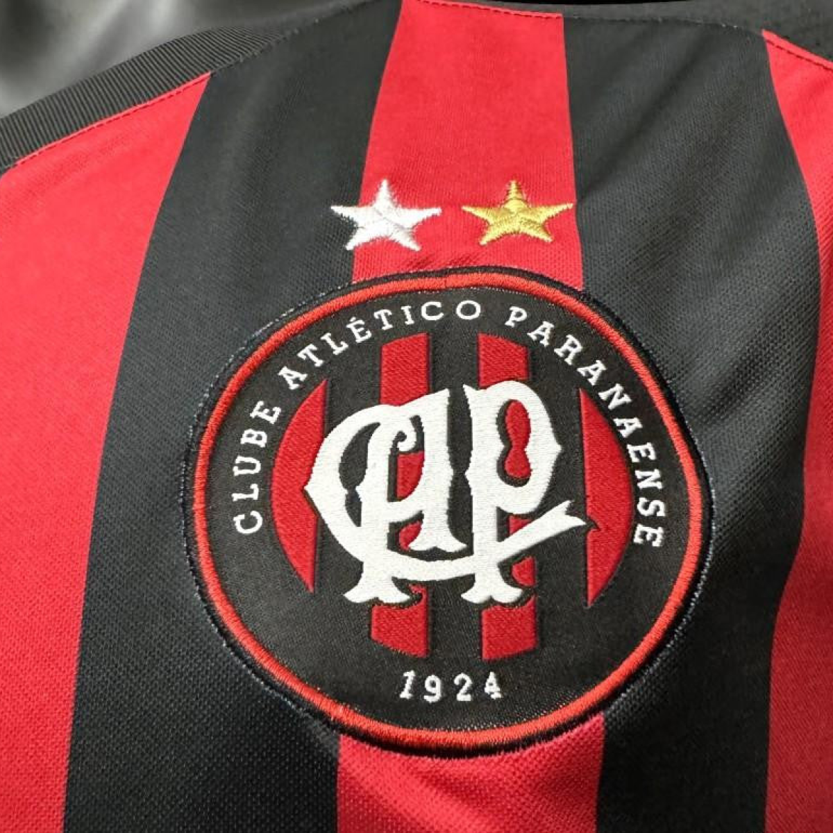 Retro 17/18 Athletico Paranaense Home Jersey