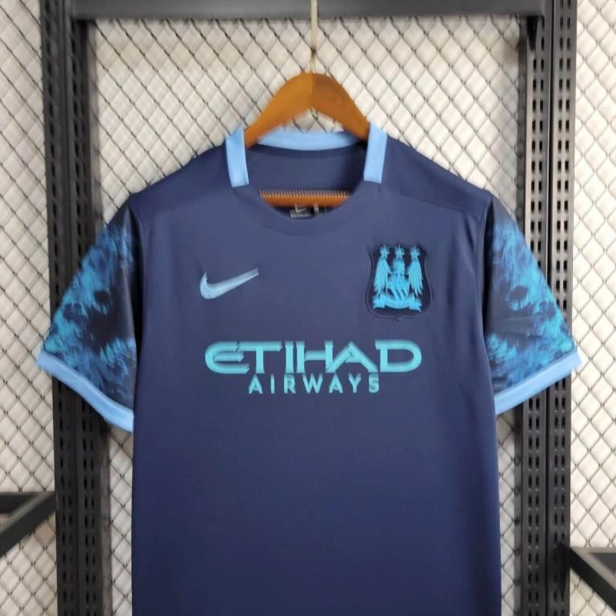 Retro 15/16 Manchester City Away Jersey