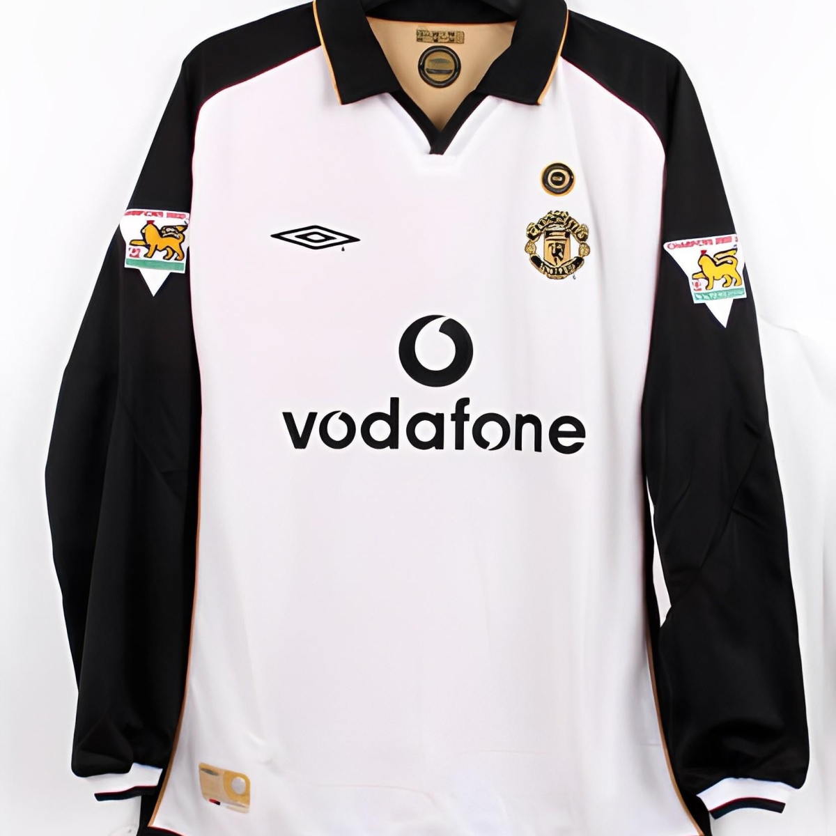 Retro 01/02 Manchester United Third Centenary Long Sleeve Reversible Jersey