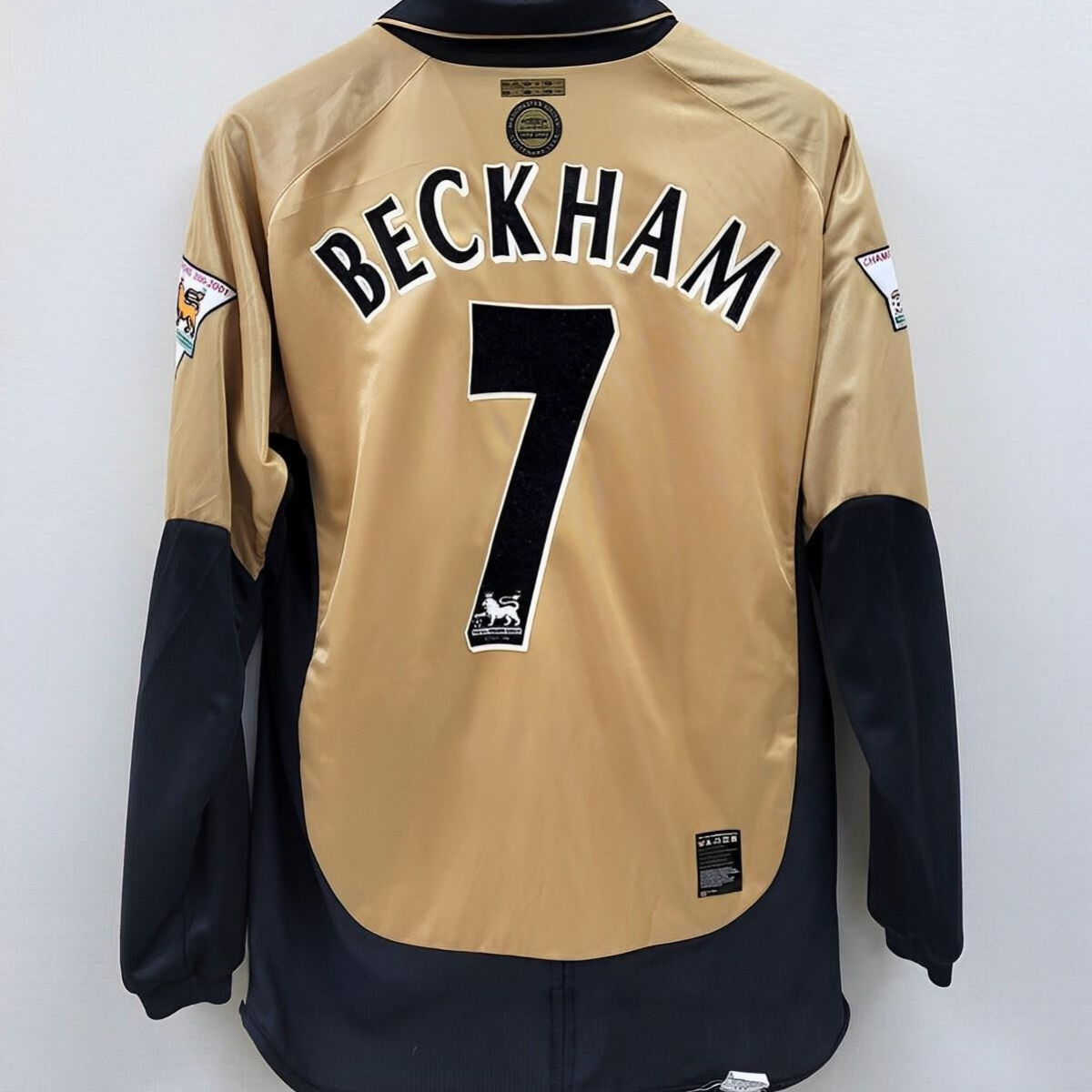 Retro 01/02 Manchester United Third Centenary Long Sleeve Reversible Jersey