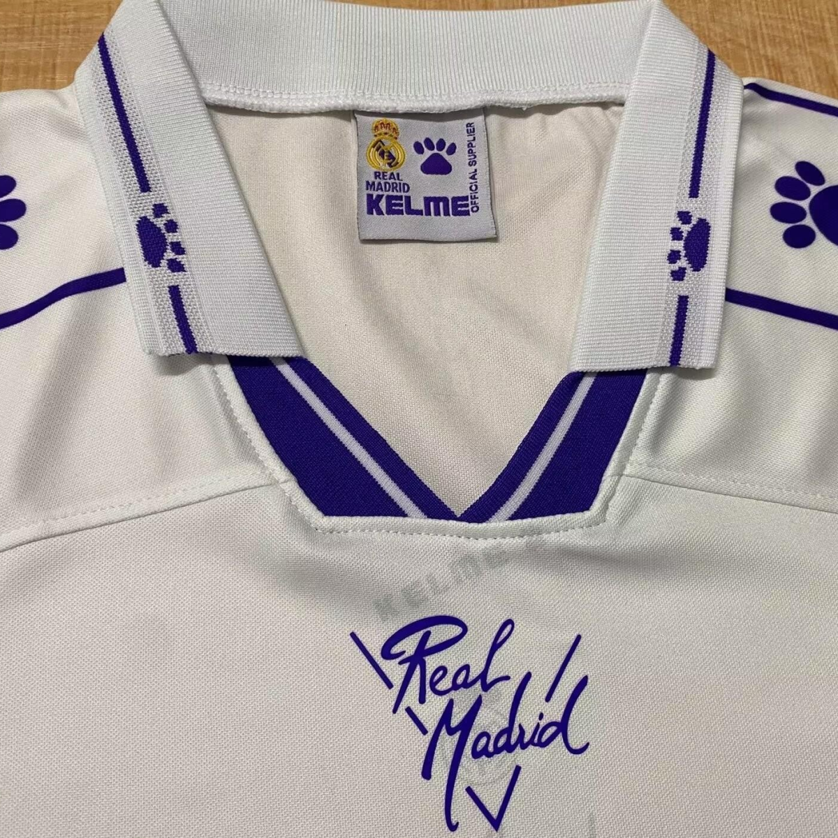 Retro 95/96 Real Madrid Home Long Sleeve Jersey