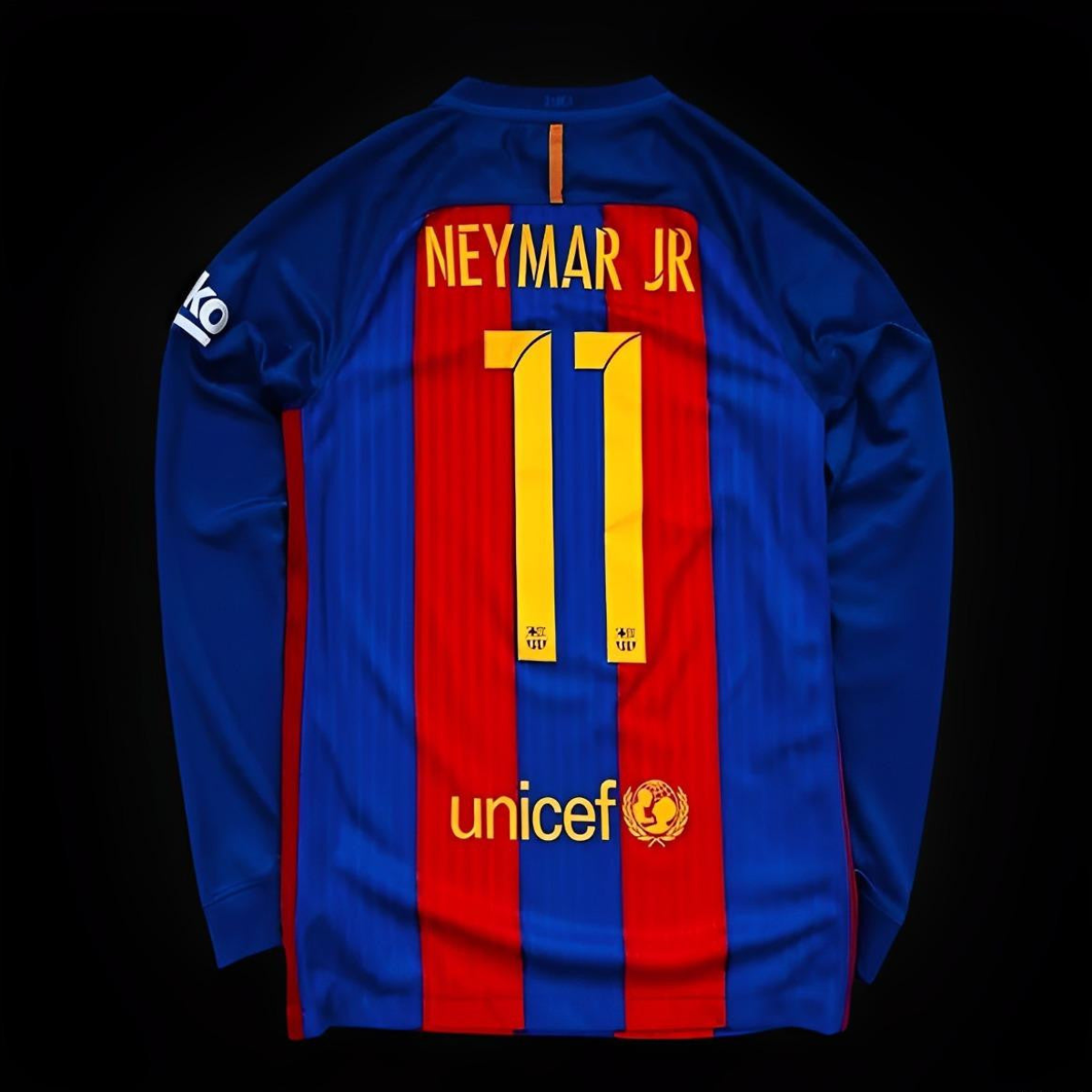 Retro 16/17 Barcelona Home Long Sleeve Jersey