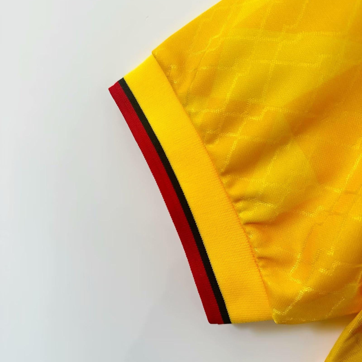 Retro 95/96 AC Milan Third Yellow Jersey