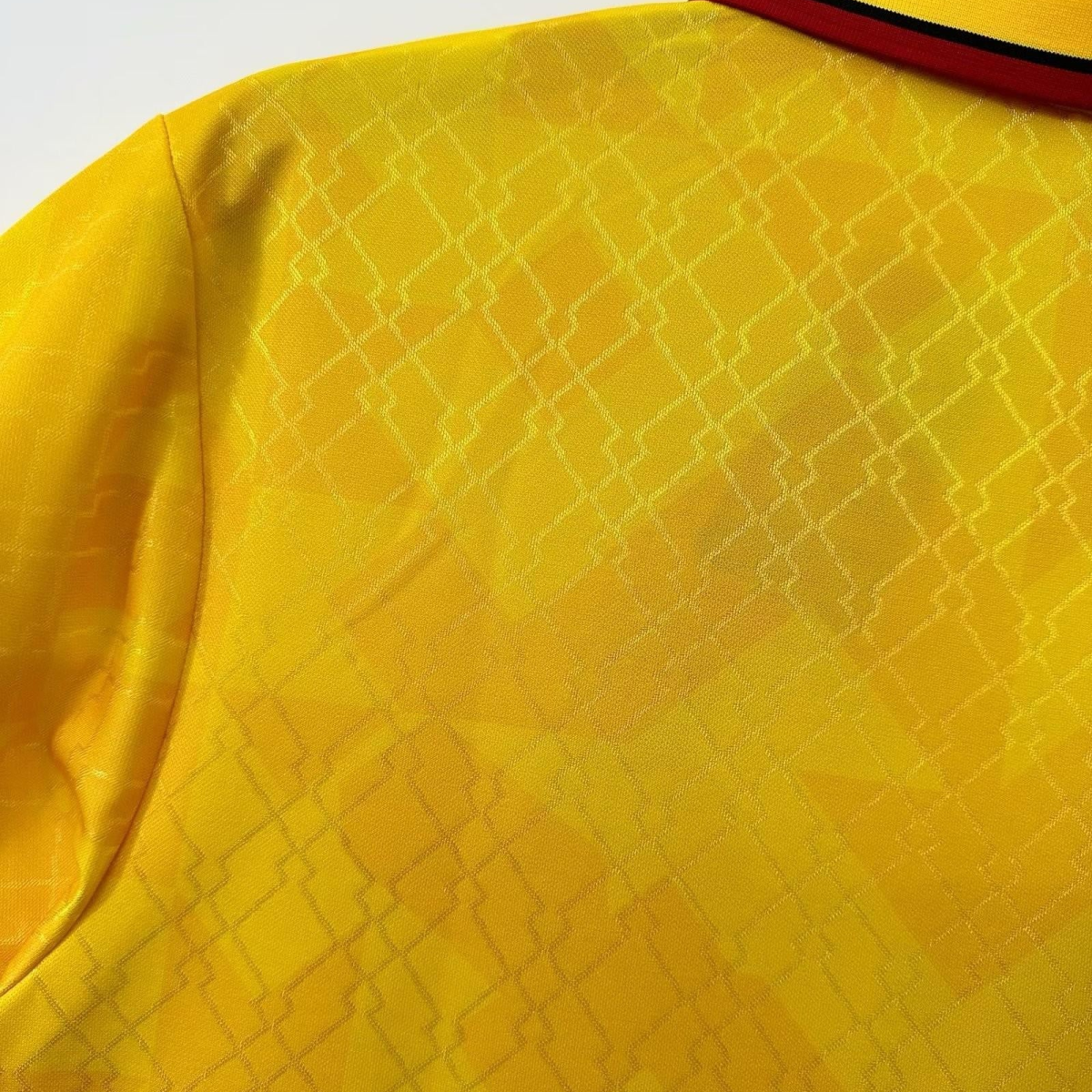 Retro 95/96 AC Milan Third Yellow Jersey