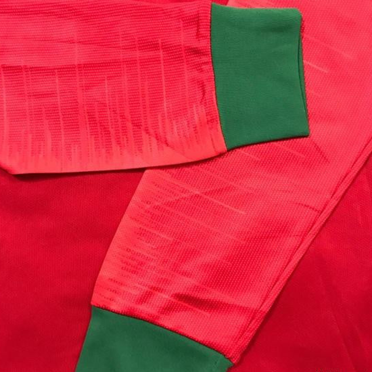 Retro 2018 Portugal Home Long Sleeve Jersey