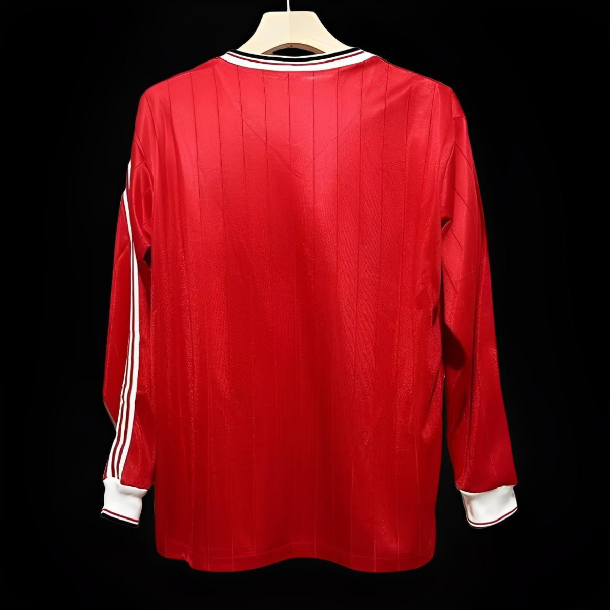 Retro 82/83 Manchester United Home Long Sleeve Jersey