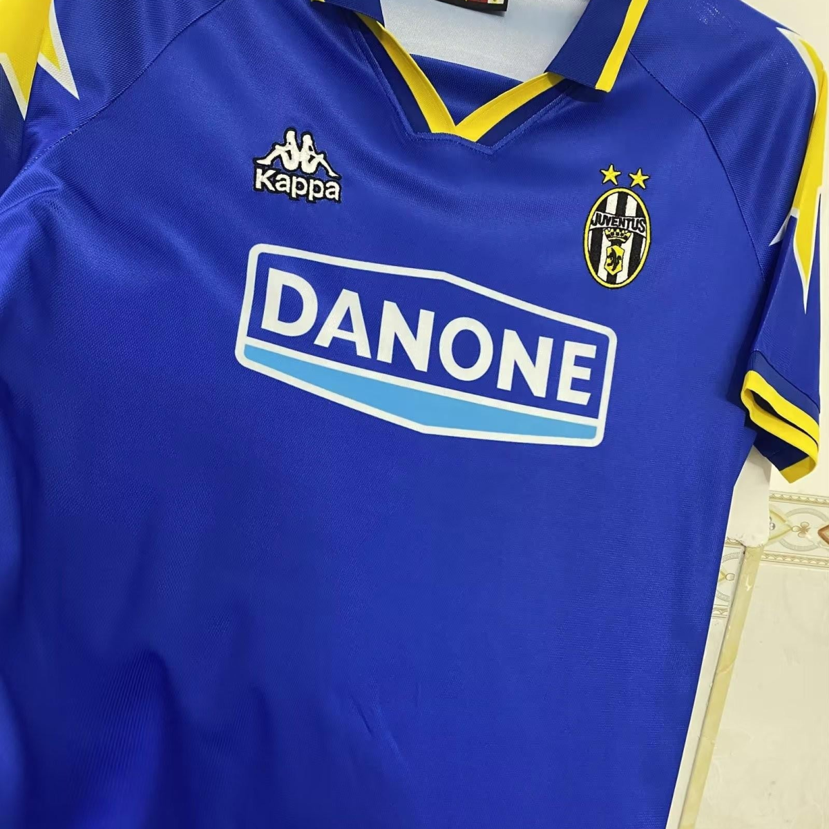 Retro 94/95 Juventus Away Blue Jersey