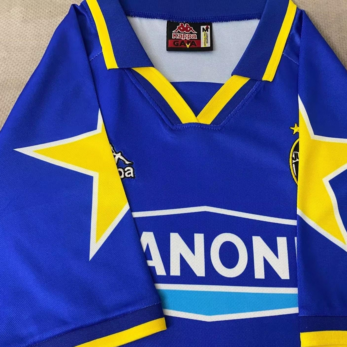Retro 94/95 Juventus Away Blue Jersey