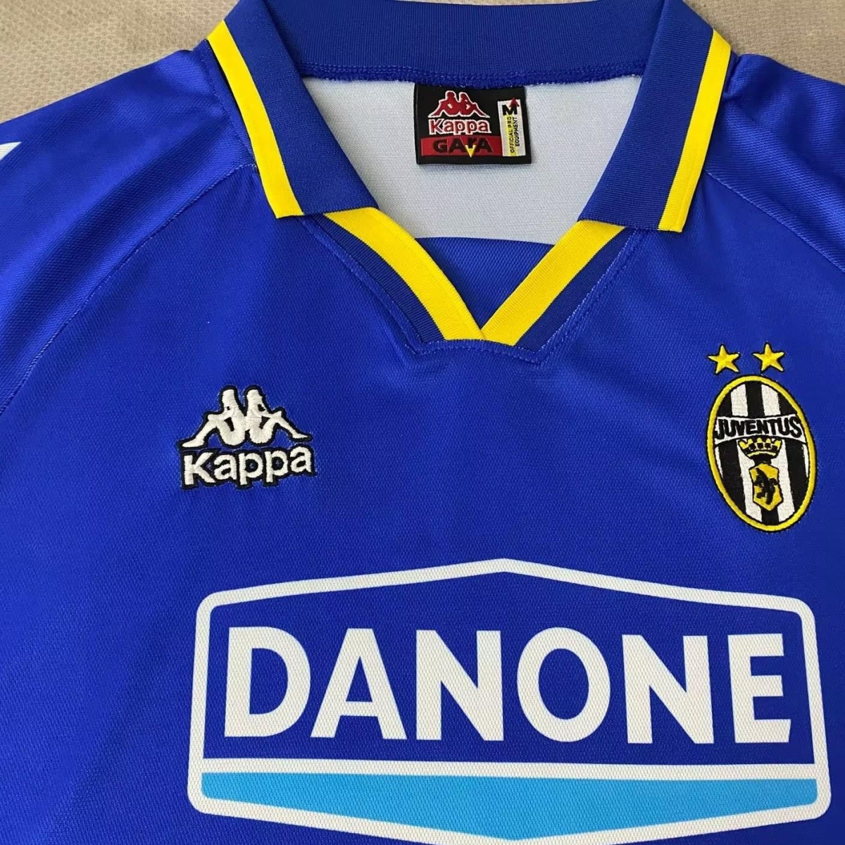 Retro 94/95 Juventus Away Blue Jersey