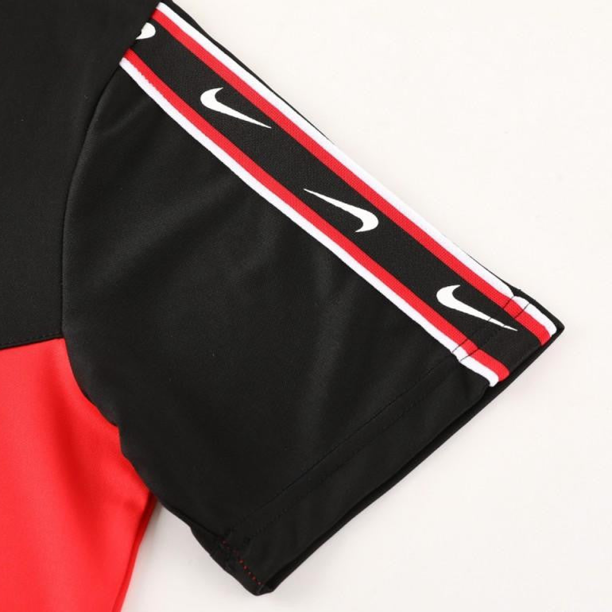 23/24 NIKE Black/Red Short Sleeve Jersey+Pants