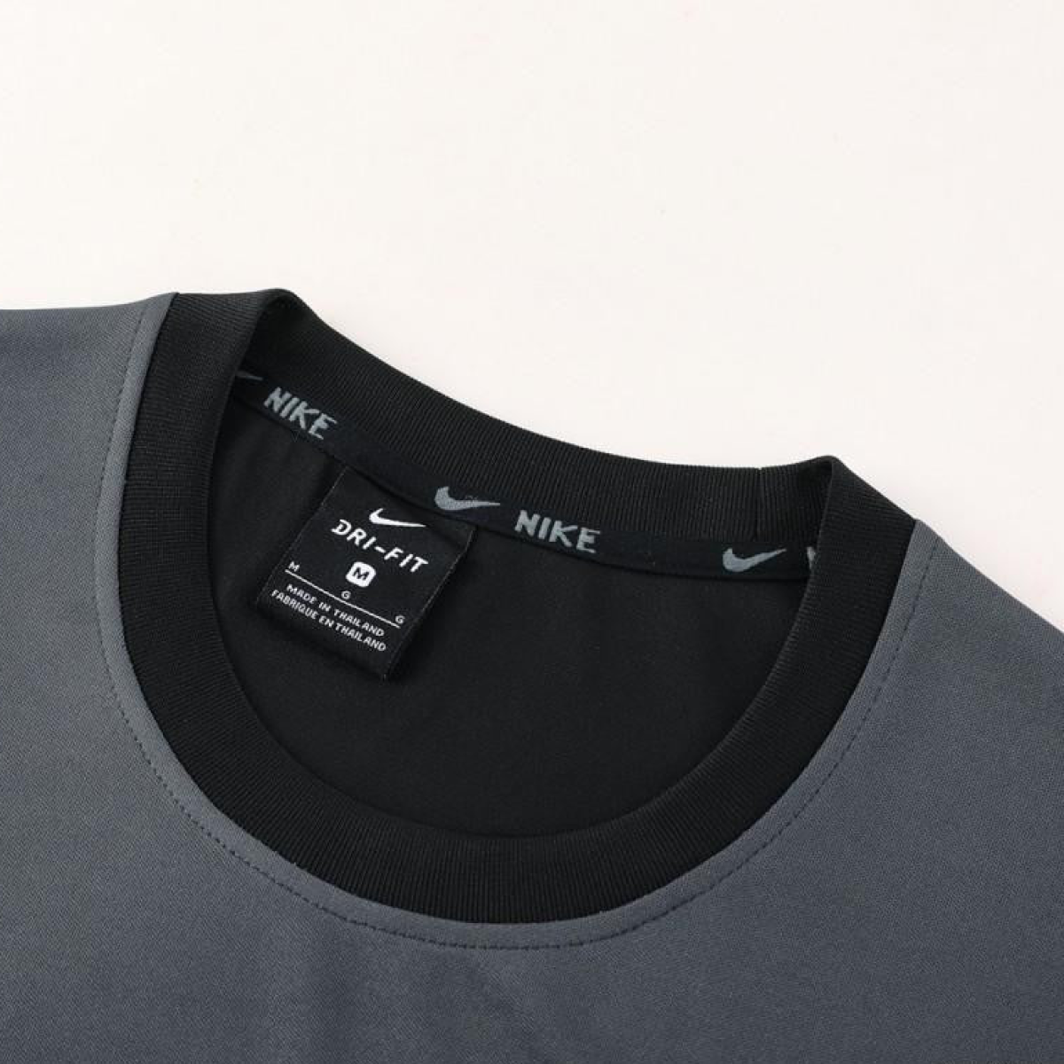 23/24 NIKE Black/Grey Short Sleeve Jersey+Pants