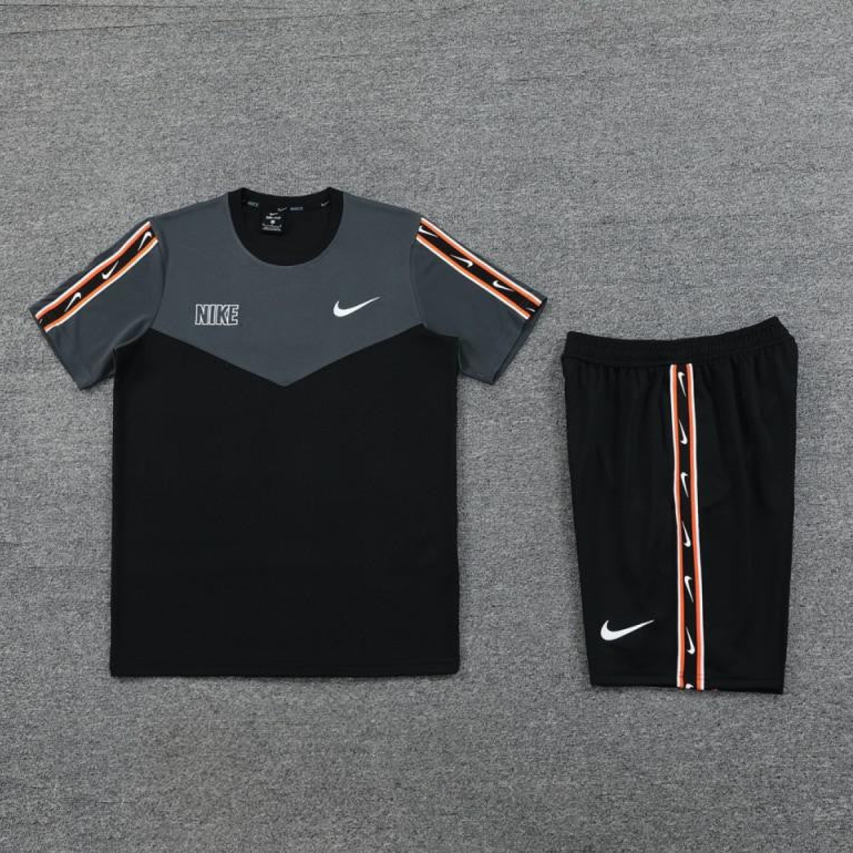 23/24 NIKE Black/Grey Short Sleeve Jersey+Pants