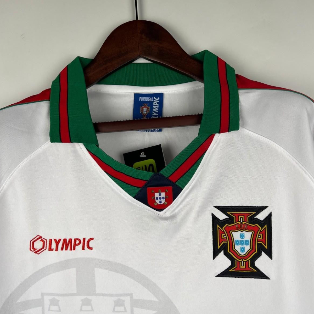 Retro 1996 Portugal Away White Jersey