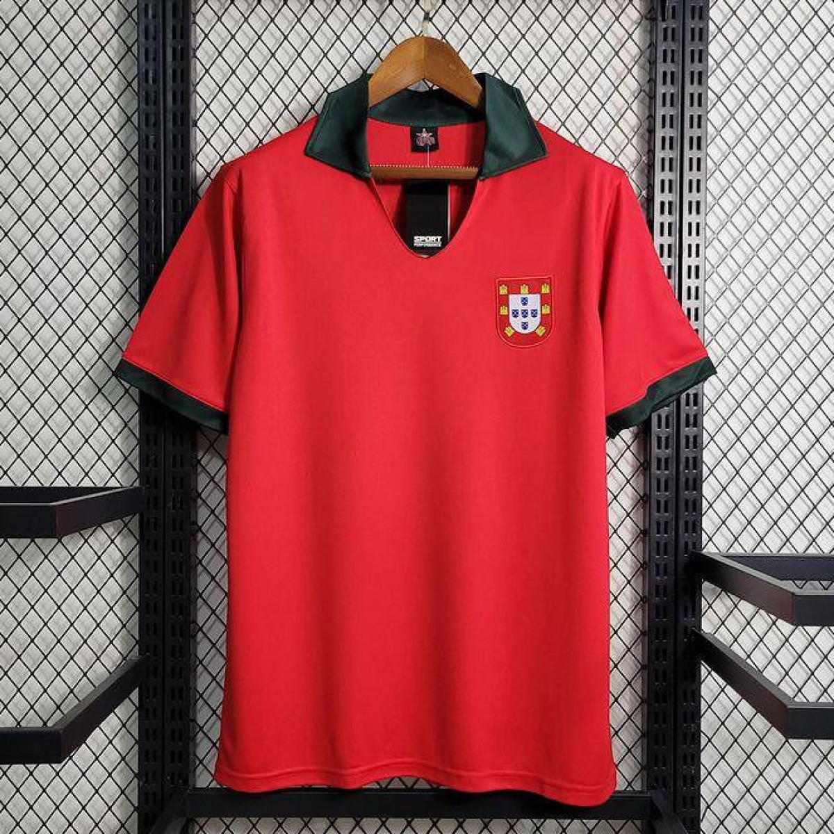 Retro 1972 Portugal Home Jersey