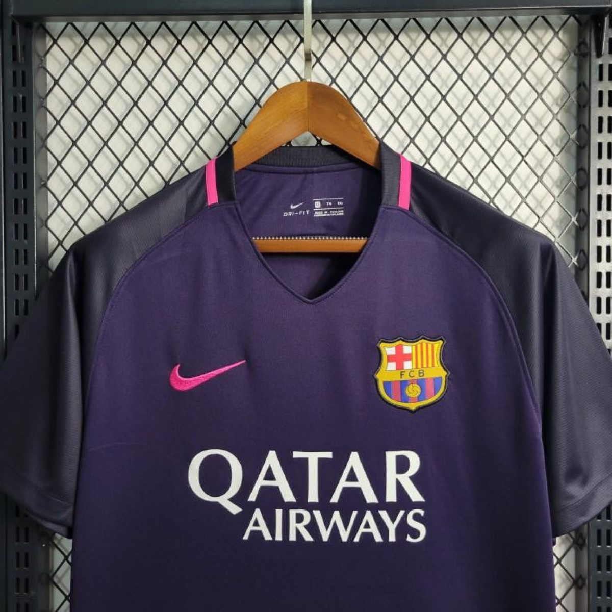 Retro 16-17 Barcelona Away Purple Jersey