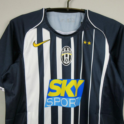 Retro 04/05 Juventus Third Blue/White Jersey
