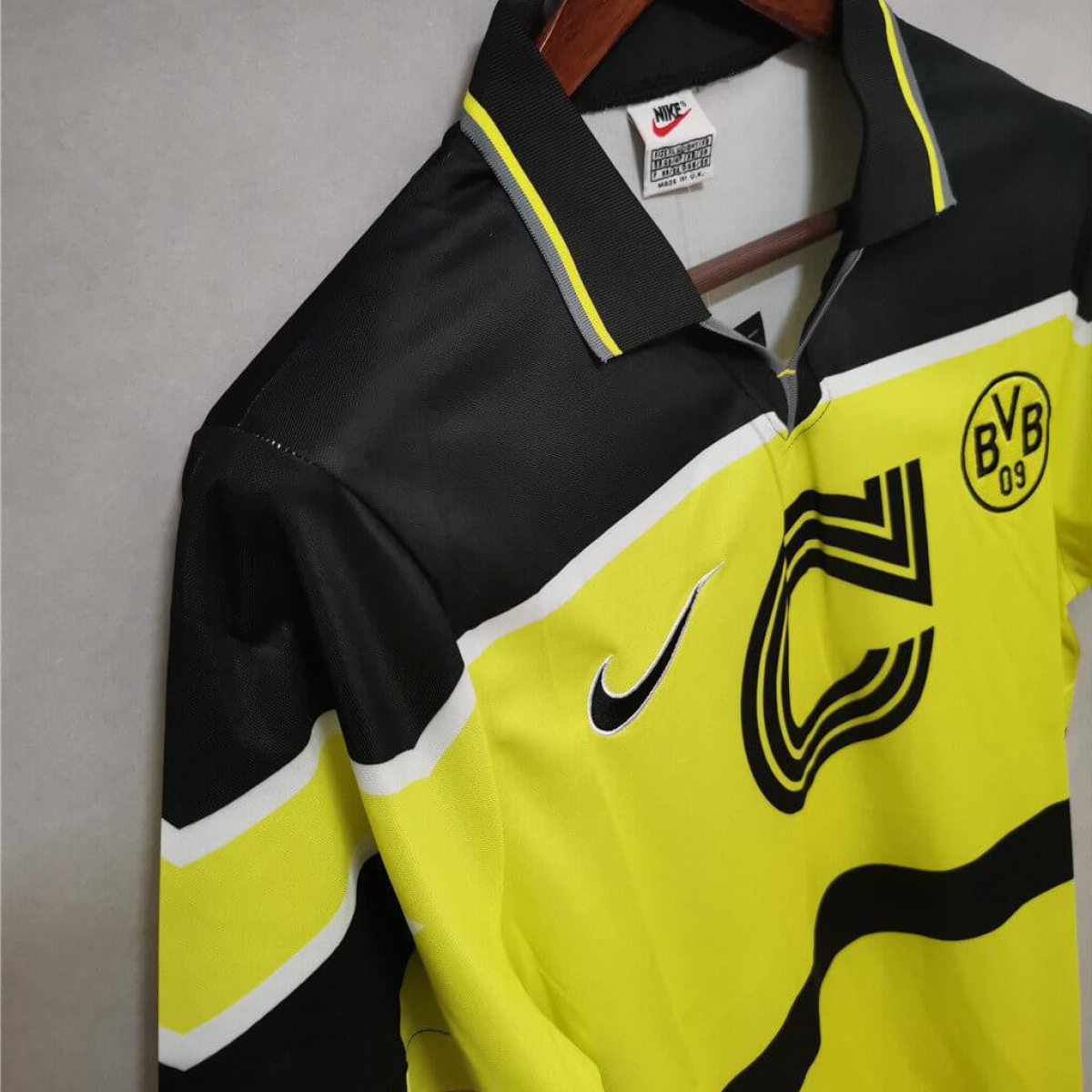 Retro 96/97 Borussia Dortmund Third Jersey