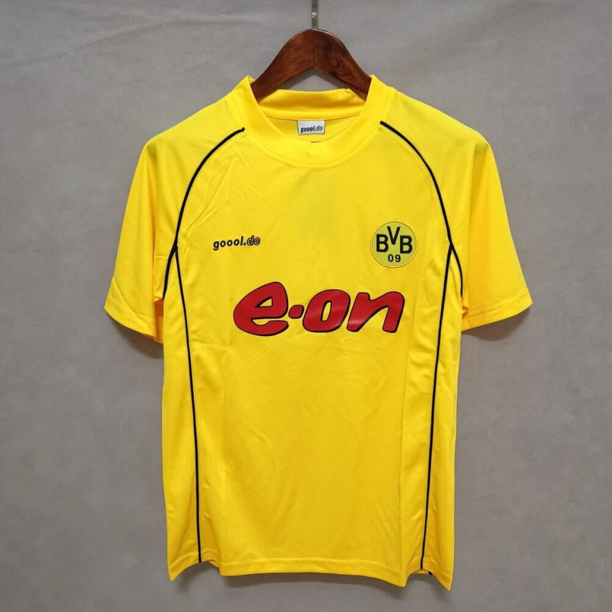 Retro 01/02 Borussia Dortmund Champions League Jersey