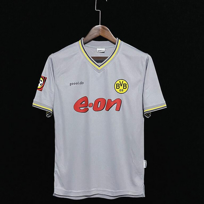 Retro 00/01 Borussia Dortmund Away Grey Jersey