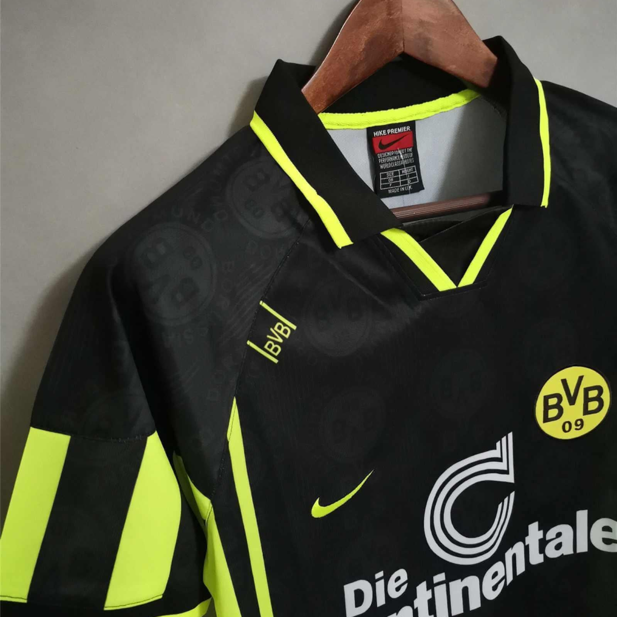 Retro 96/97 Borussia Dortmund Away Jersey