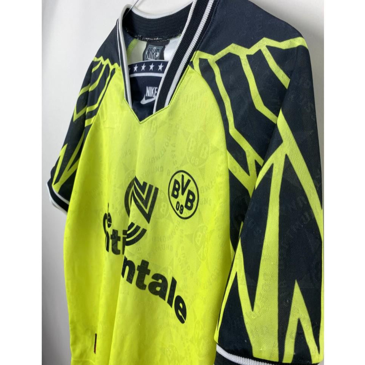 Retro 94/95 Borussia Dortmund Home Jersey
