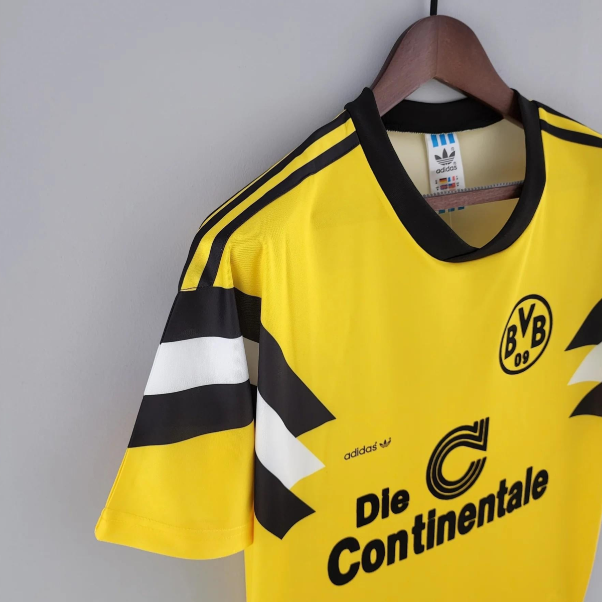 1989 BORUSSIA DORTMUND  DFB POKAL Final Home Jersey