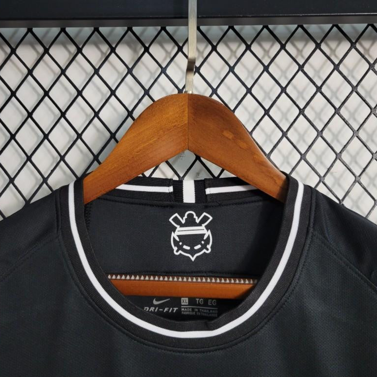 Retro 20-21 Corinthians Away Black Jersey