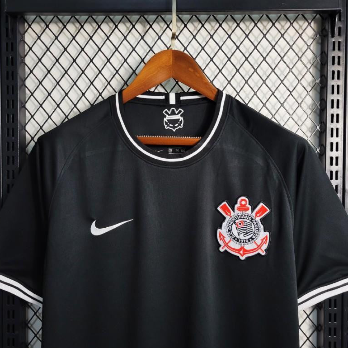 Retro 20-21 Corinthians Away Black Jersey