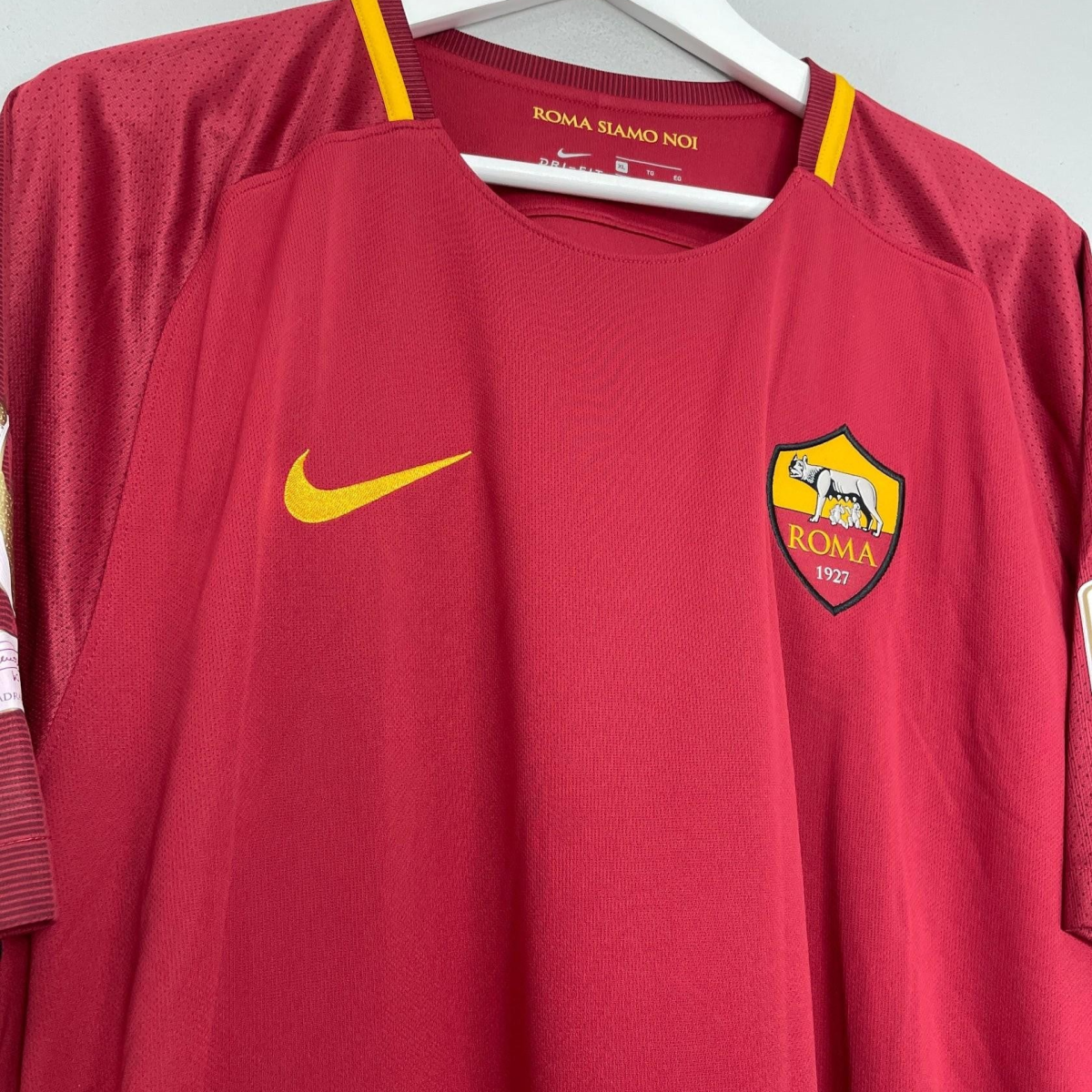 Retro 17/18 AS Roma Home Jersey Francesco Totti Signature Jersey Tribute For Last Match