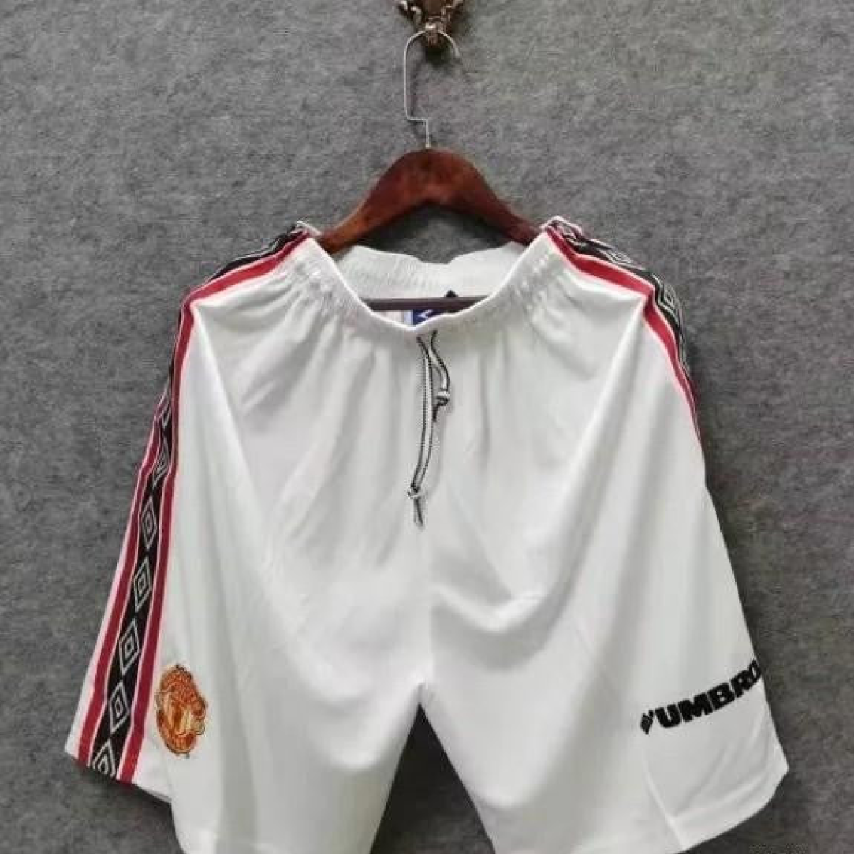 Retro 98/99 Manchester United Home Shorts