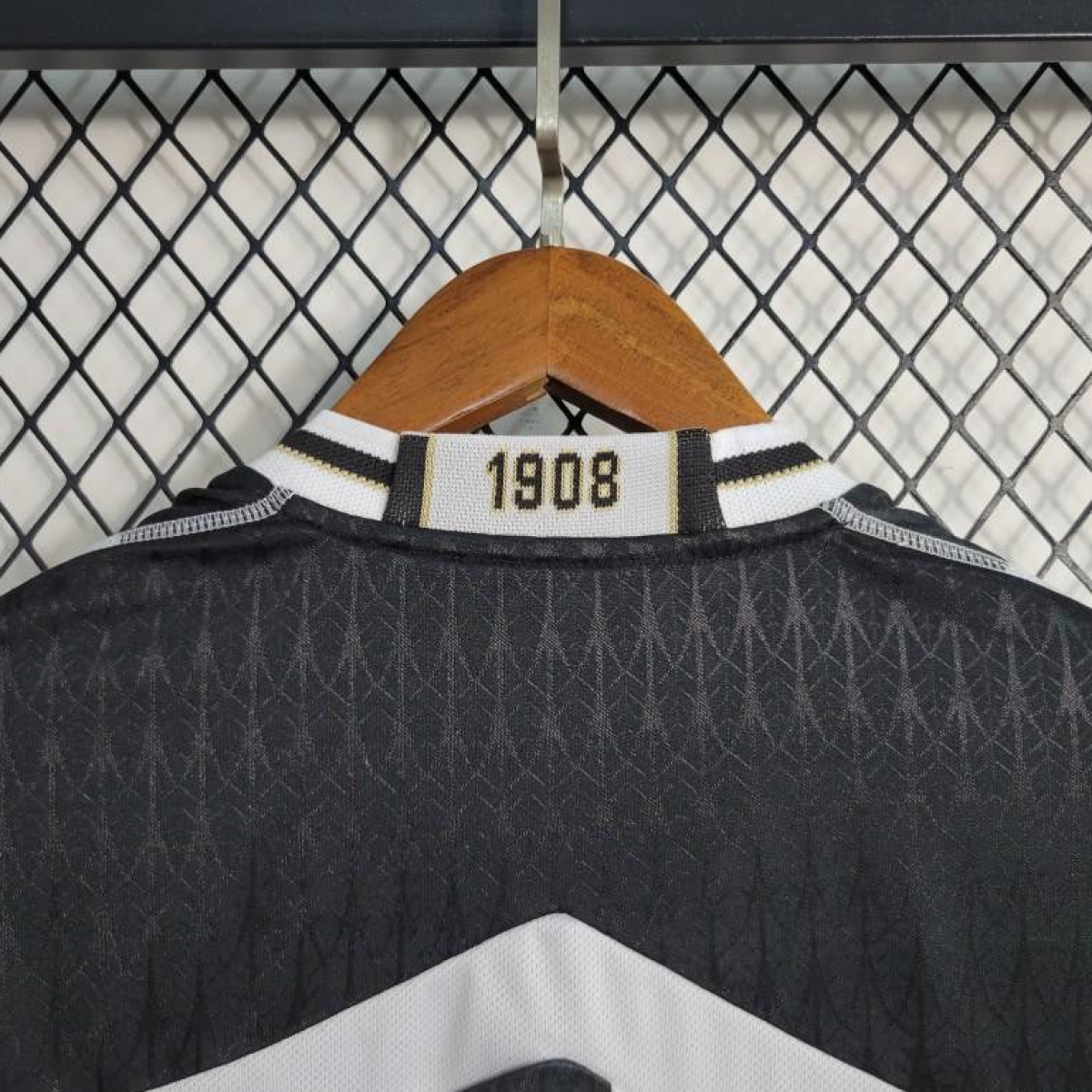 Retro 2020 Atletico Mineiro Home Jersey