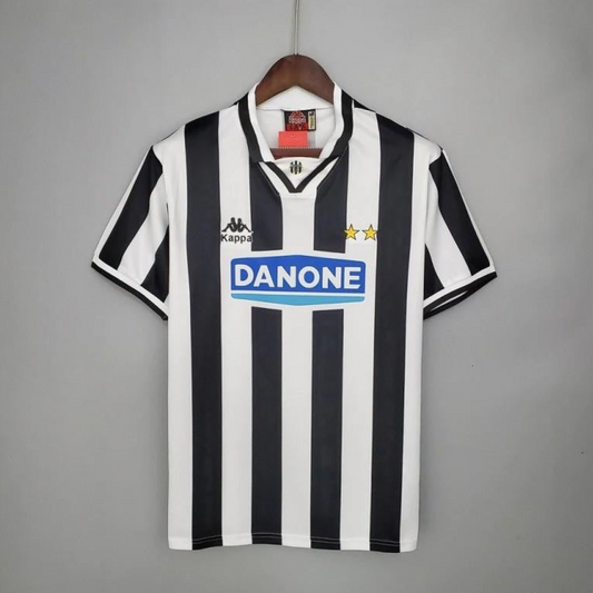 Retro 94/95 Juventus Home Jersey