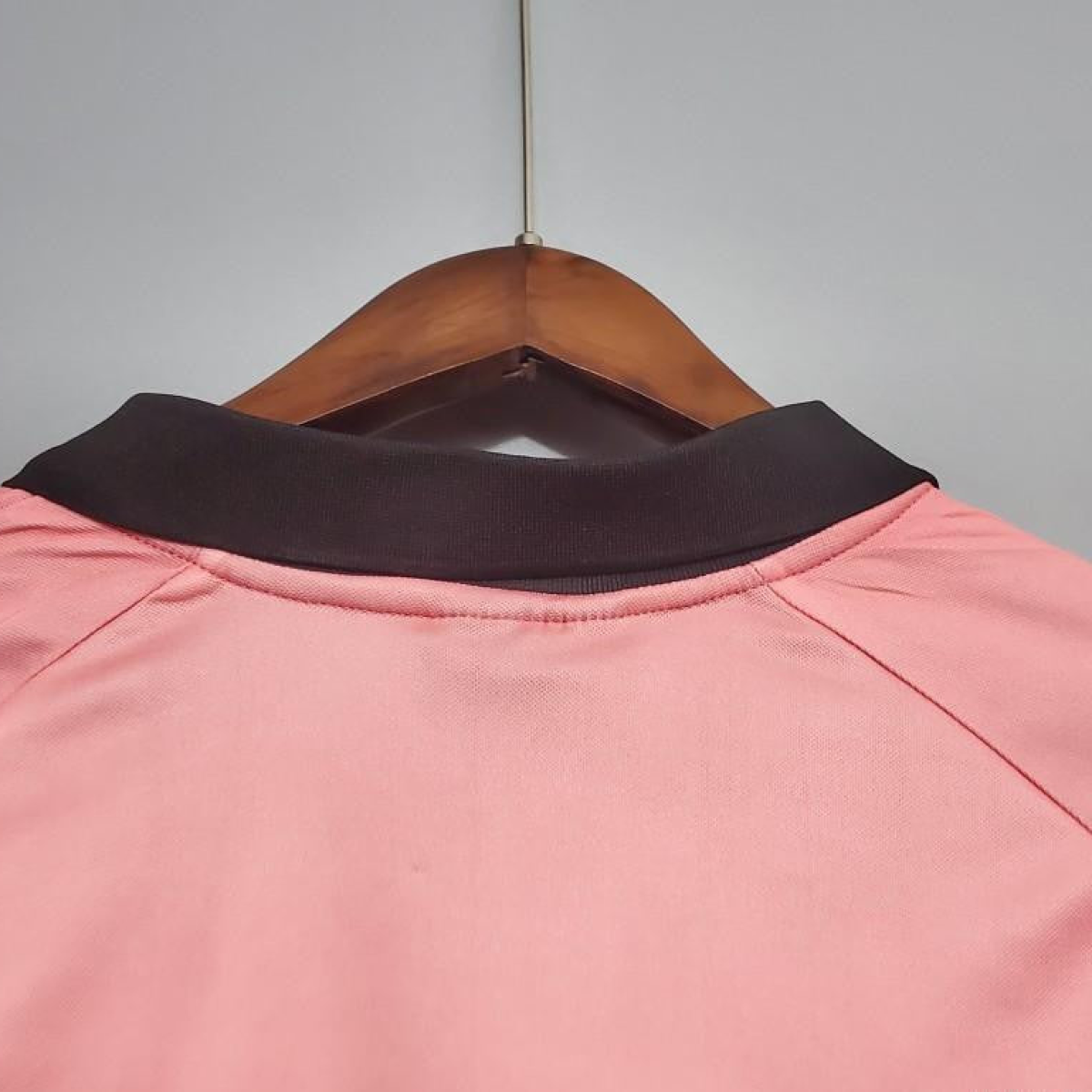 Retro 97/98 Juventus Away Pink Long Sleeve Jersey