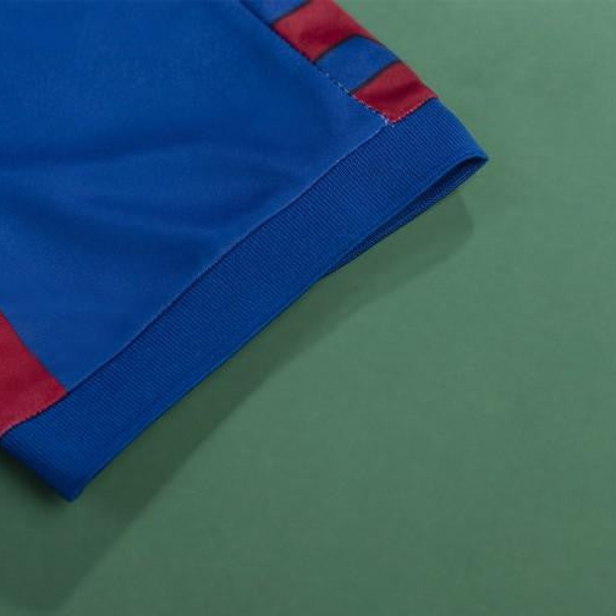 Retro 80/82 Barcelona Home Jersey