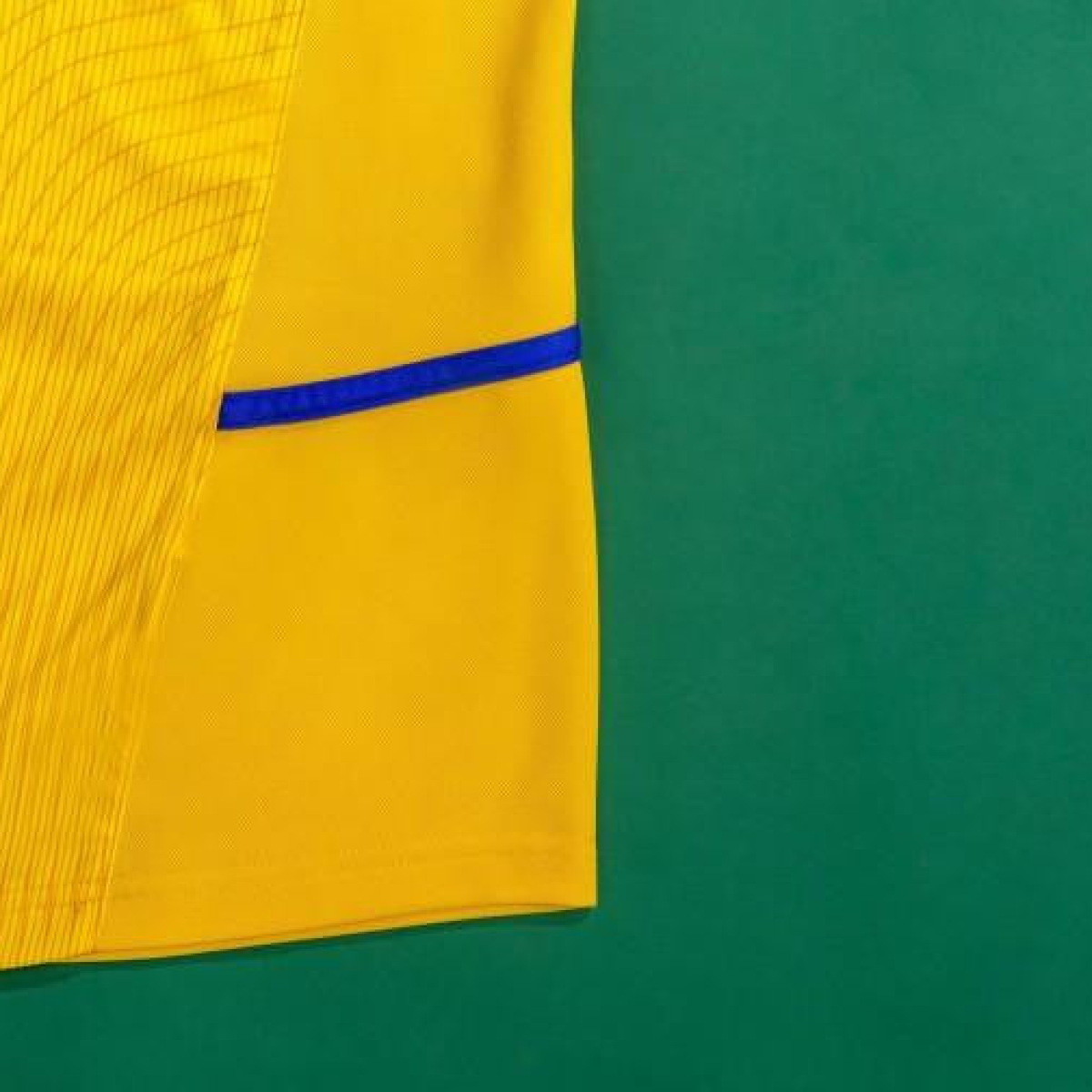 Retro 02/03 Inter Milan Third Yellow Jersey
