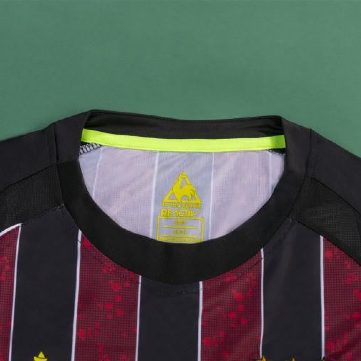 Retro 08/09 Manchester City Away Jersey