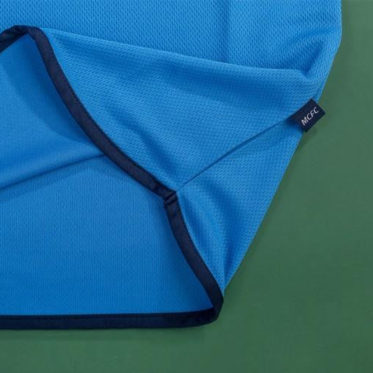 Retro 01/02 Manchester City Home Jersey