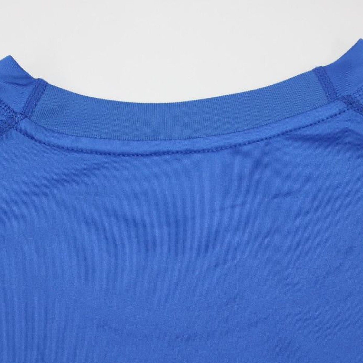 Retro 2000 Italy Home Long Sleeve Jersey