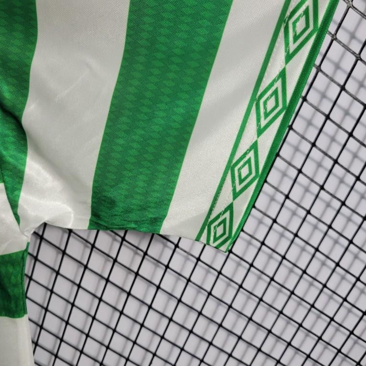 Retro 98/99 Celtic Home Champion Jersey