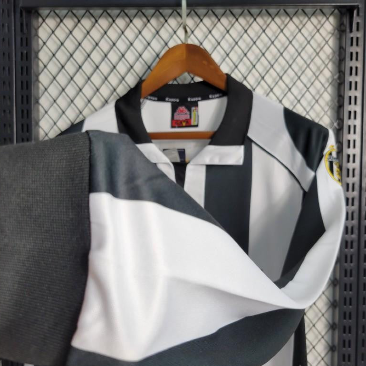 Retro Long Sleeve 1997-98 Juventus Home Jersey