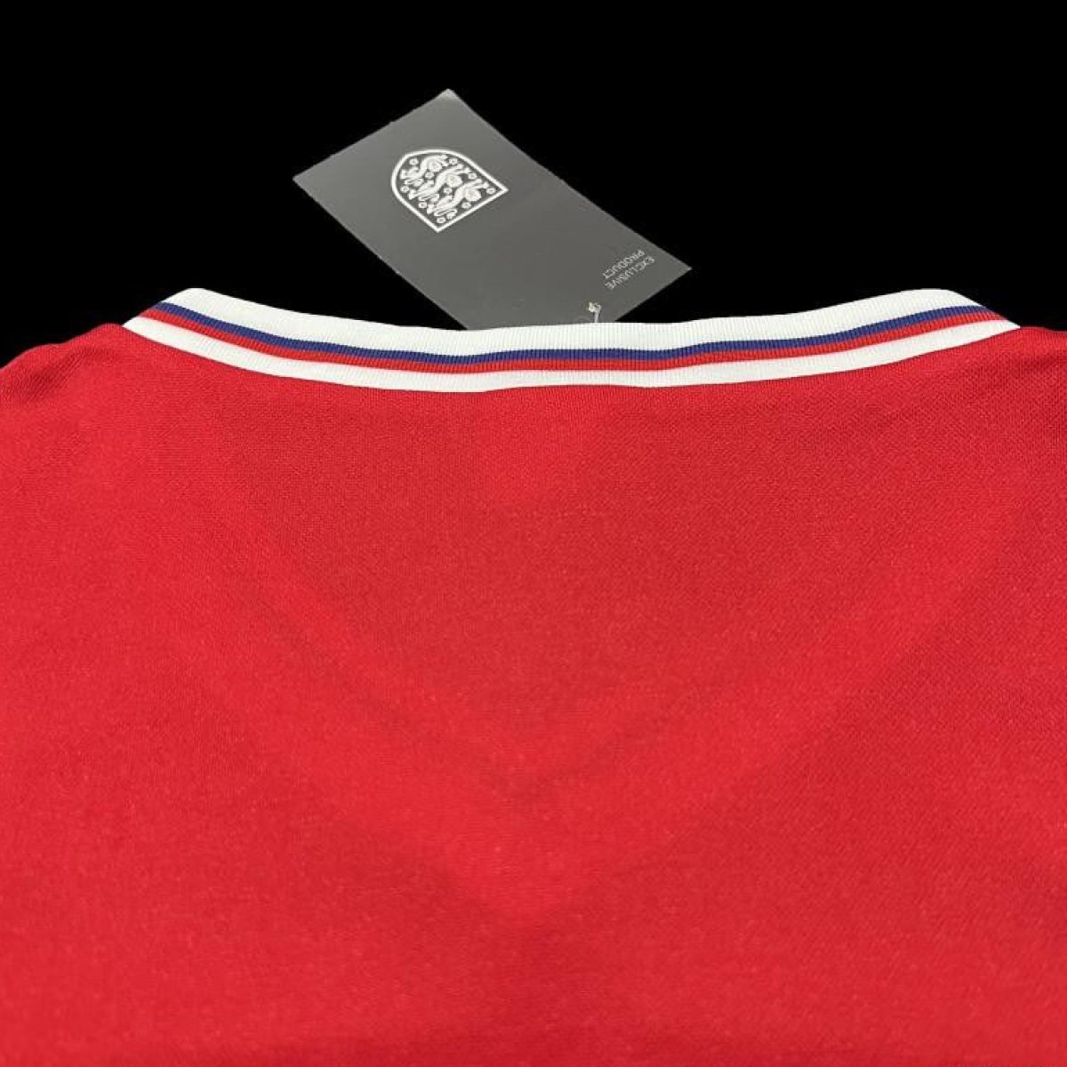 Retro 1982 England Away Soccer Jersey