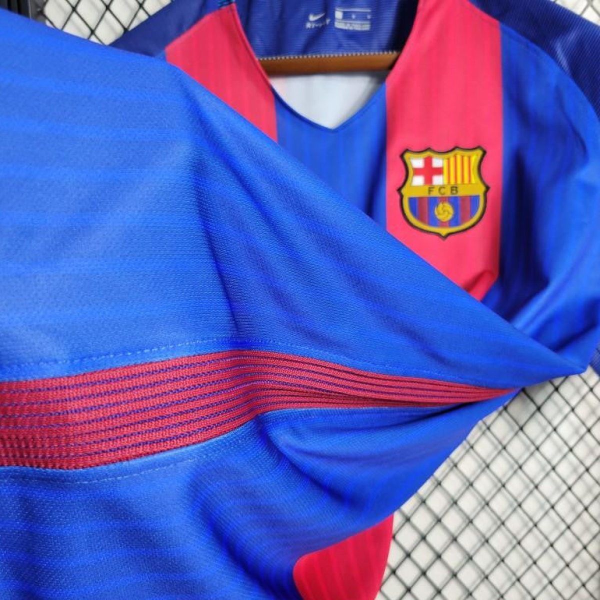 Retro 16-17 Barcelona Home Soccer Jersey