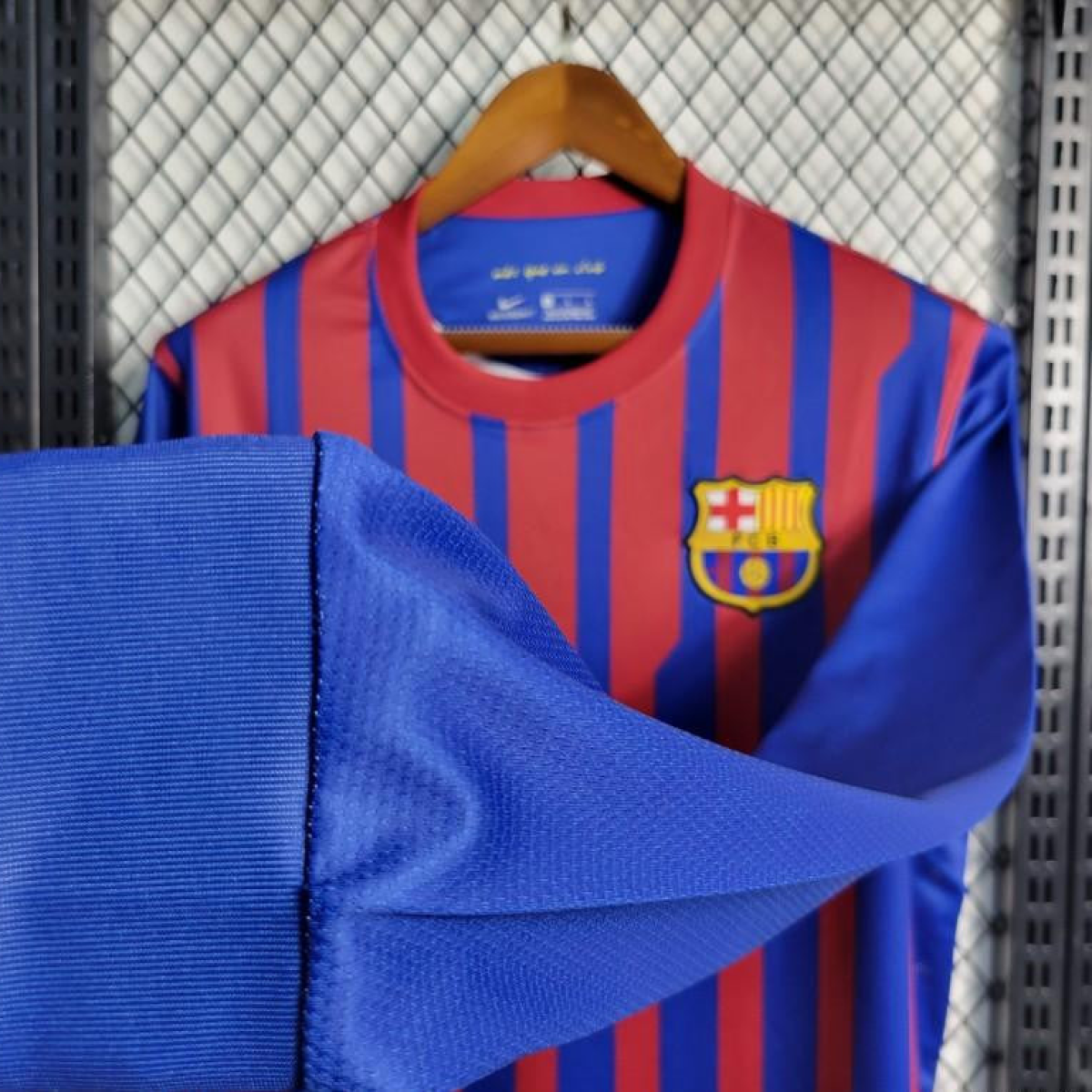 Retro Long Sleeve 11-12 Barcelona Home Soccer Jersey