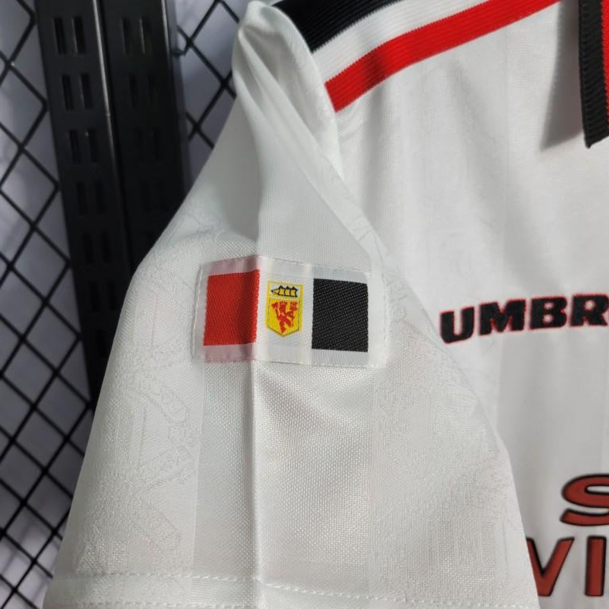 Retro 97-99 Manchester United White Jersey