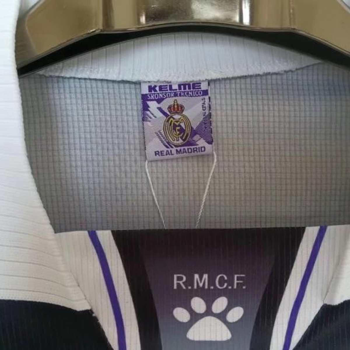 Retro 97/98 Real Madrid Third Jersey