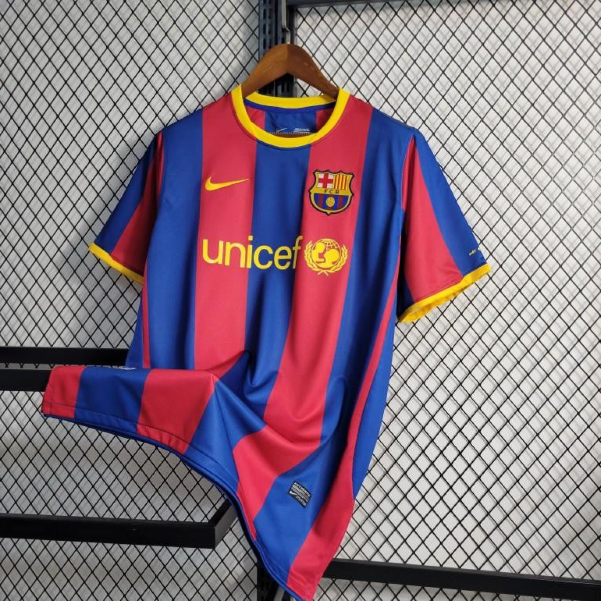 Retro 10/11 Barcelona Home Jersey