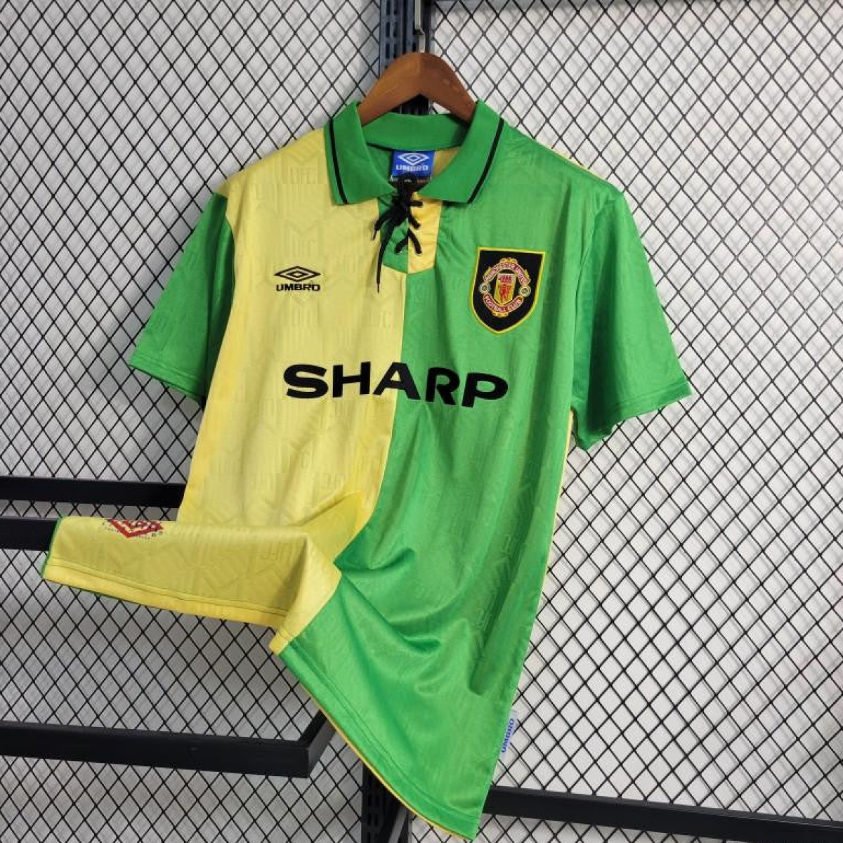 Retro 1992/94 Manchester United Third Green Jersey